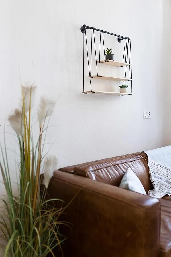 Woods Natural Hyper Centre Fontaine Moussue Apartment Salon-de-Provence